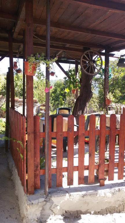Guest House Selin Tırnova Dış mekan fotoğraf